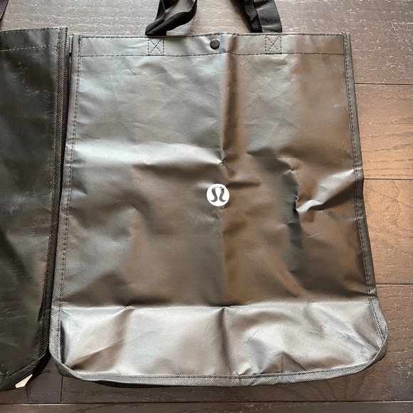 lululemon large reusable collectible tote shopping bags gift tote set of 2 - Picture 3 of 4